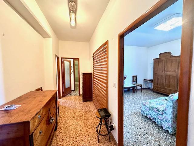 gallery gallery-image