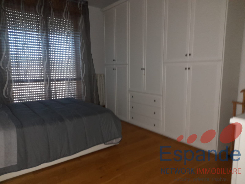 gallery gallery-image