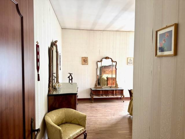 gallery gallery-image