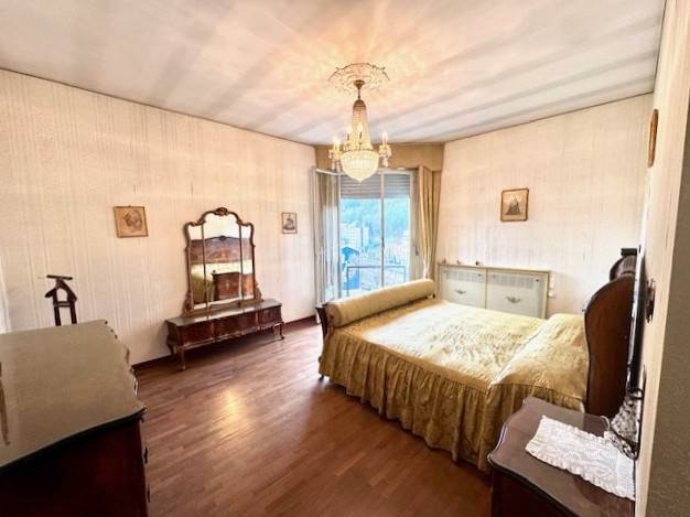 gallery gallery-image