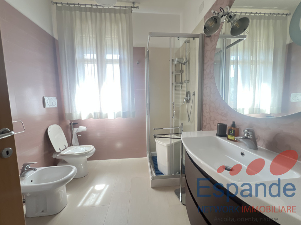gallery gallery-image