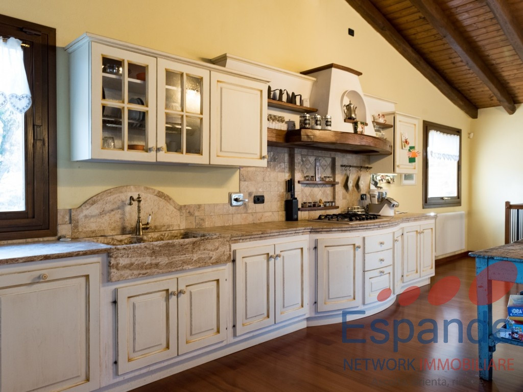 gallery gallery-image