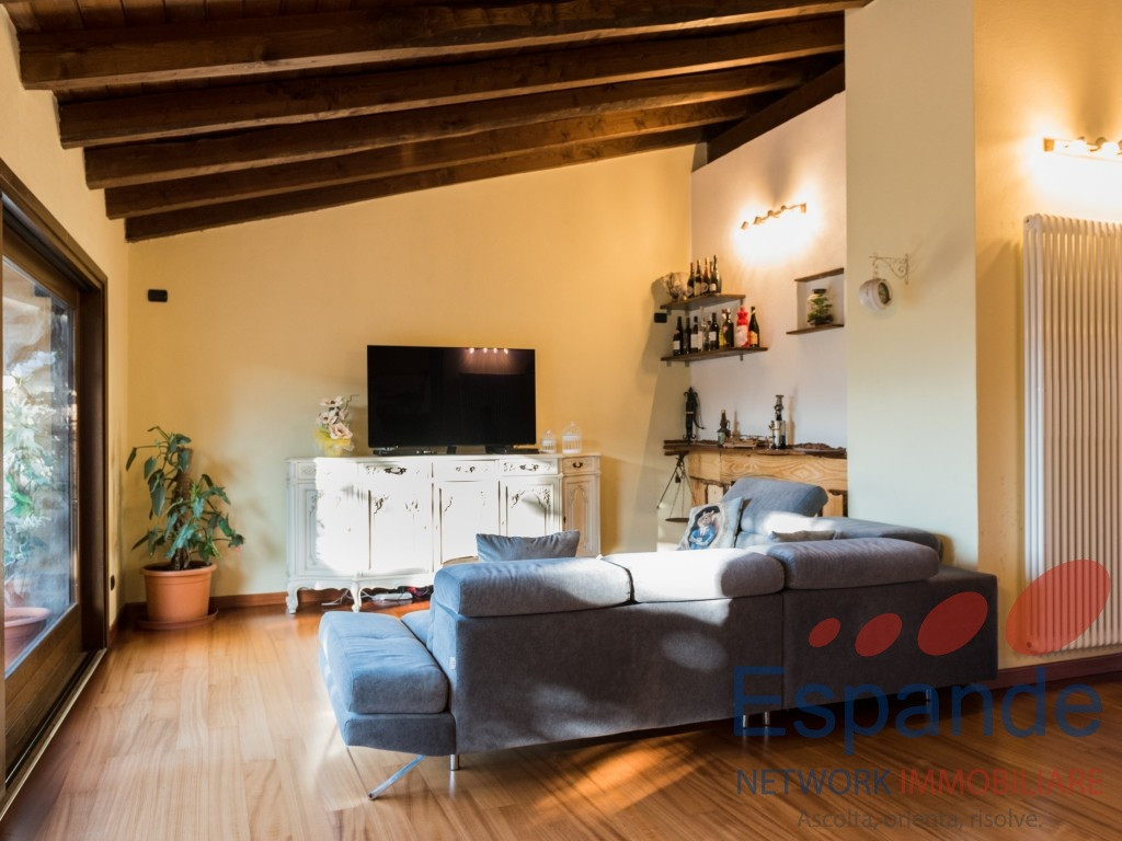 gallery gallery-image