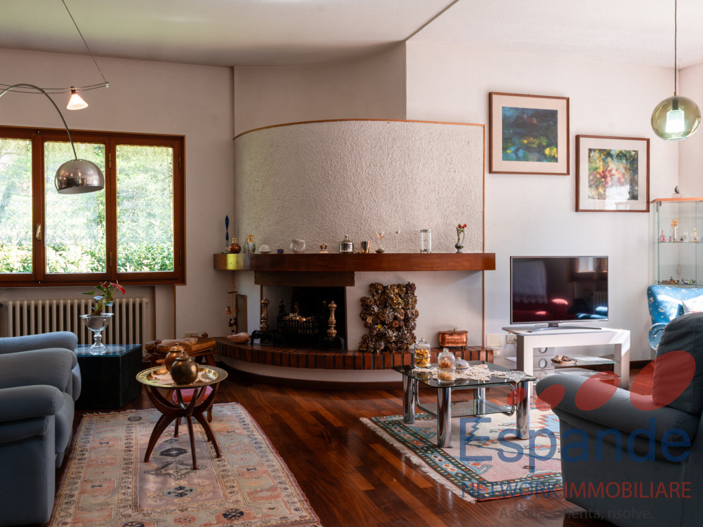 gallery gallery-image