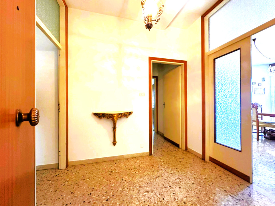 gallery gallery-image