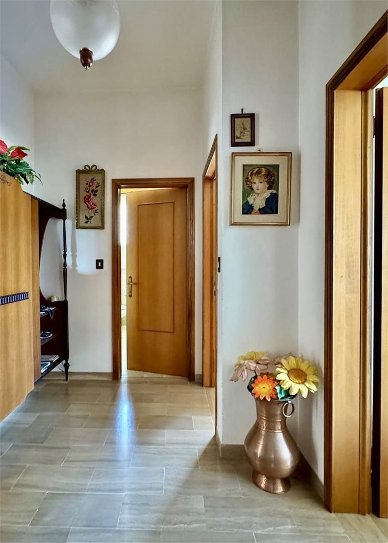 gallery gallery-image