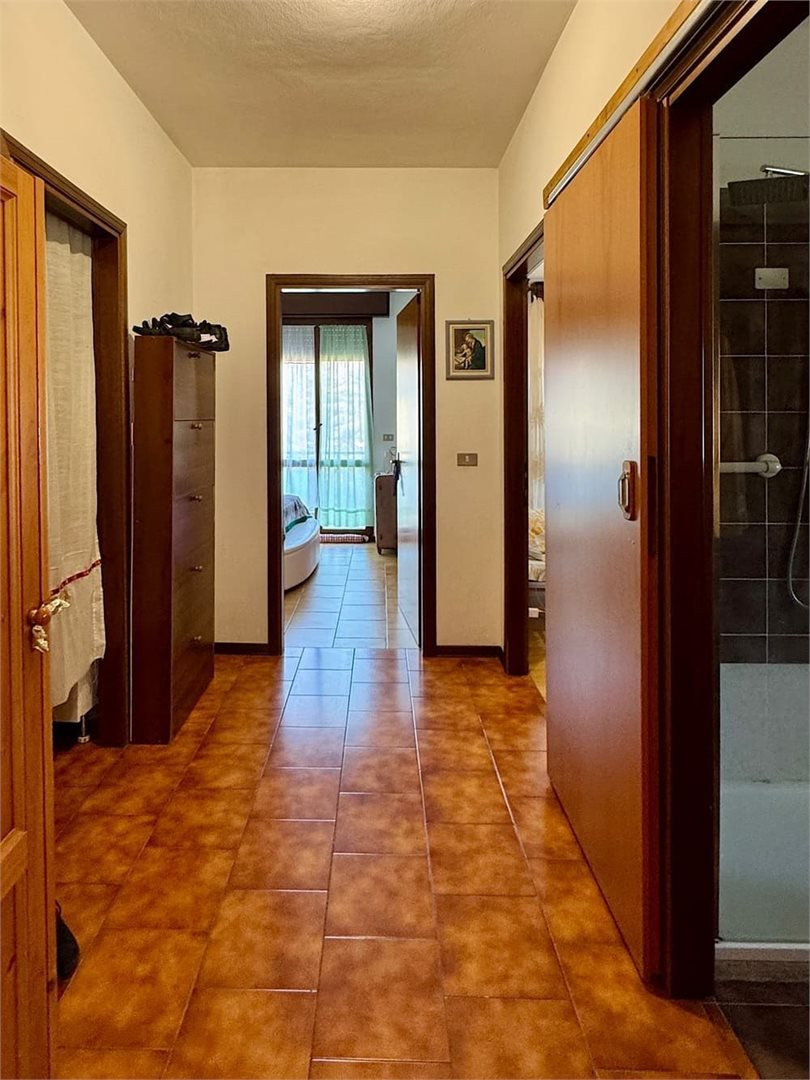 gallery gallery-image