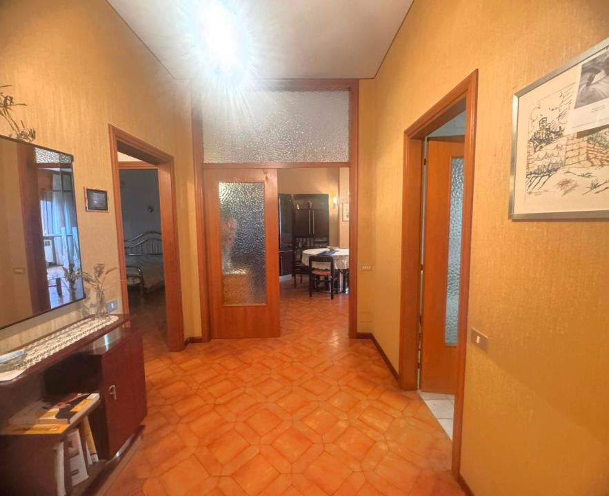 gallery gallery-image