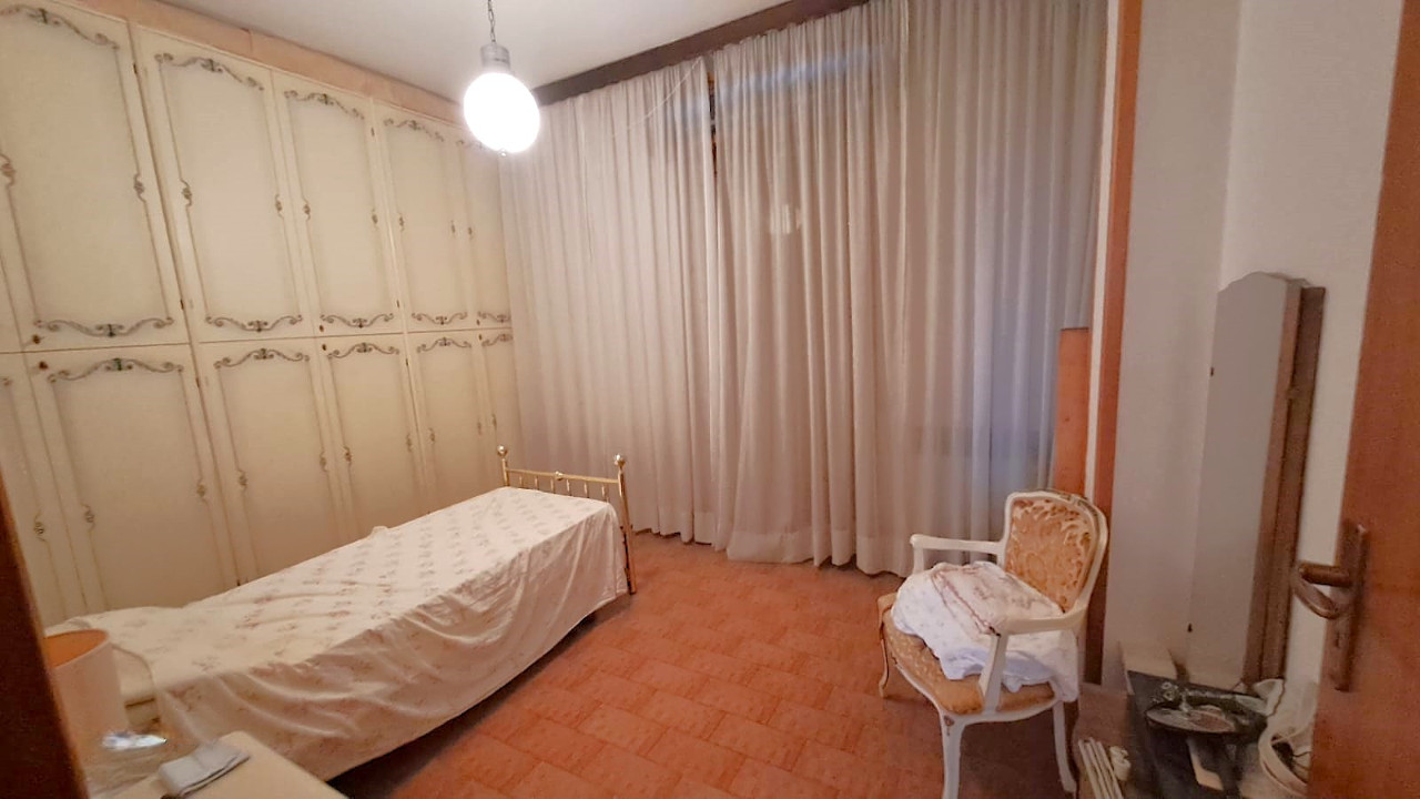 gallery gallery-image
