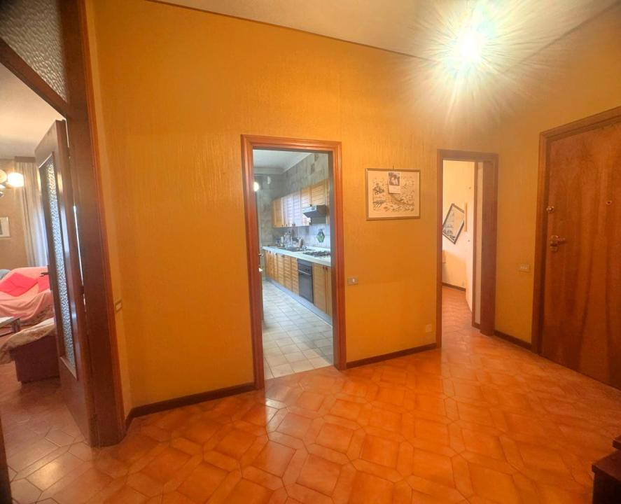 gallery gallery-image