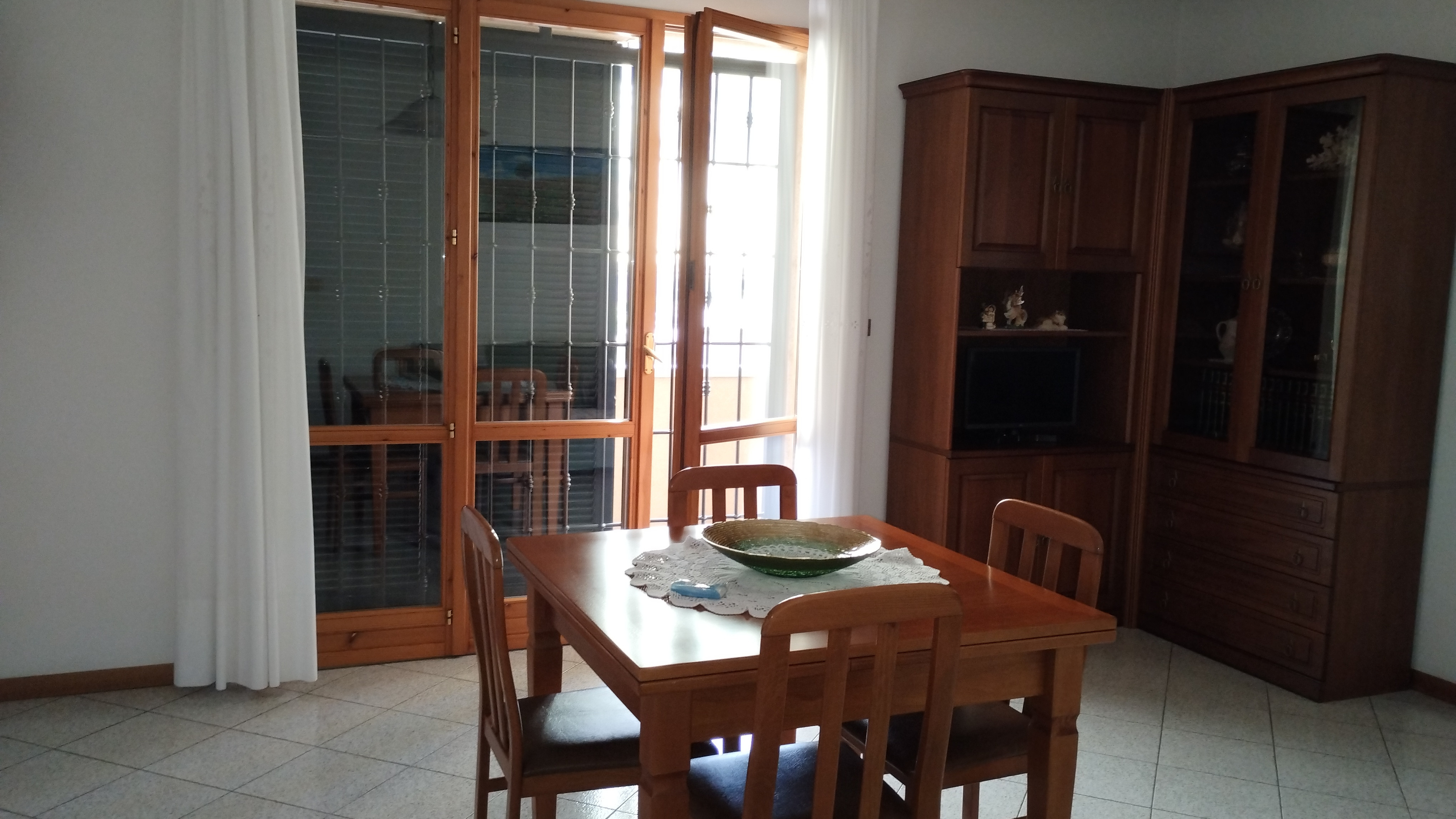 gallery gallery-image
