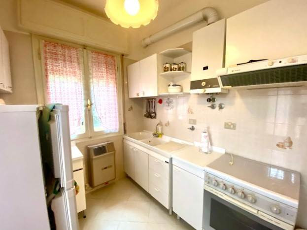 gallery gallery-image