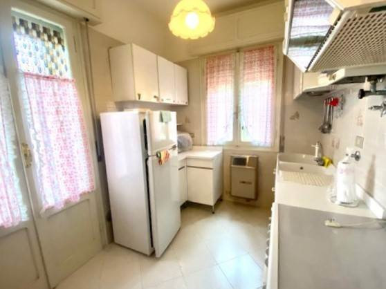 gallery gallery-image