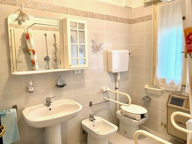 gallery gallery-image