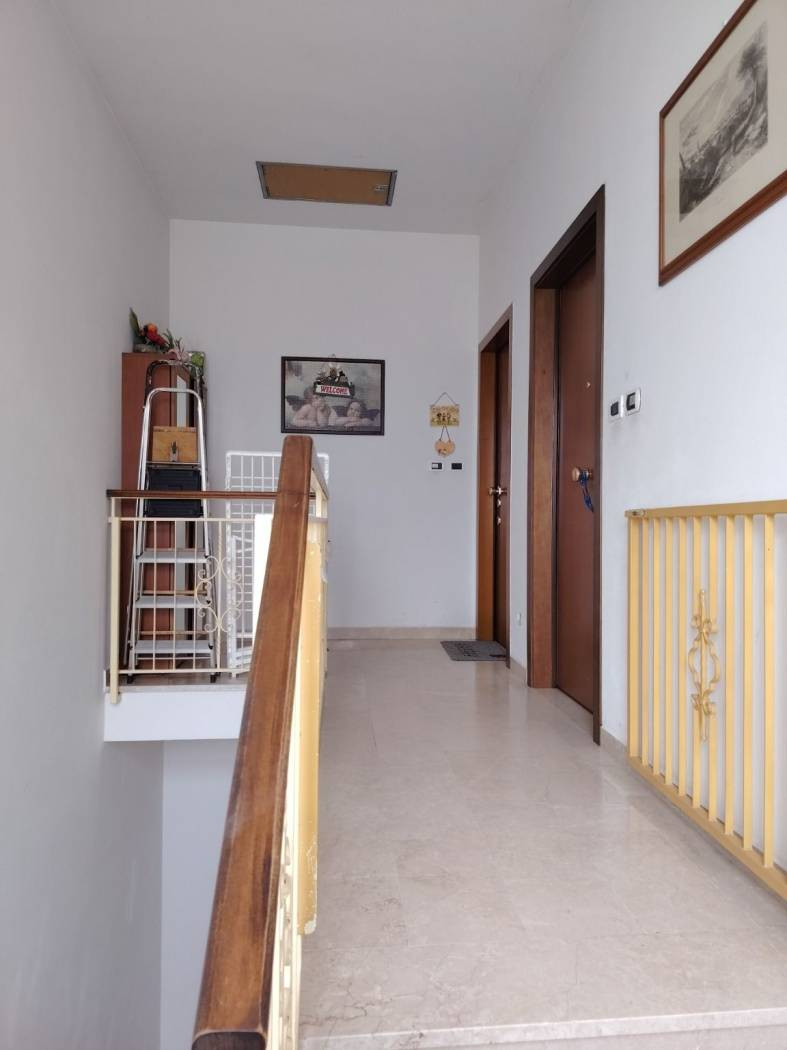 gallery gallery-image