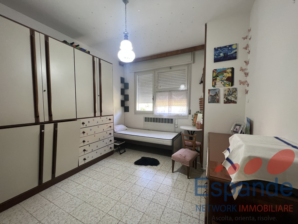 gallery gallery-image