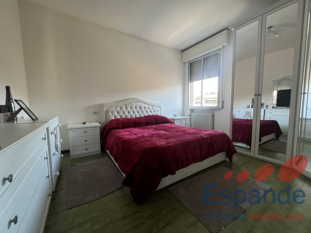 gallery gallery-image