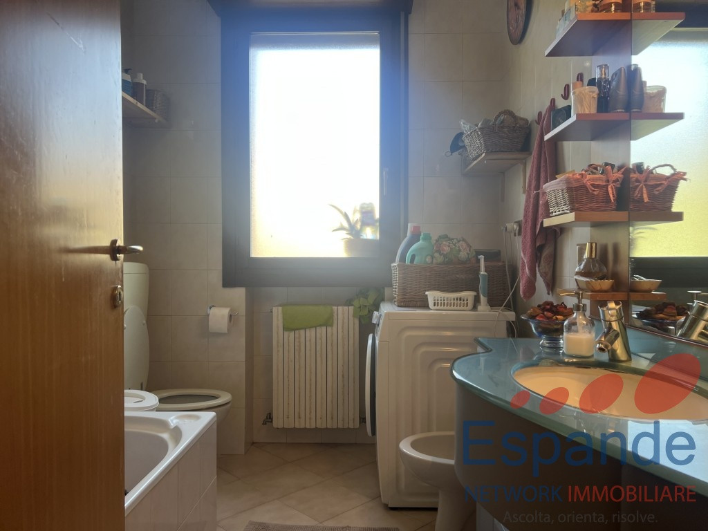 gallery gallery-image