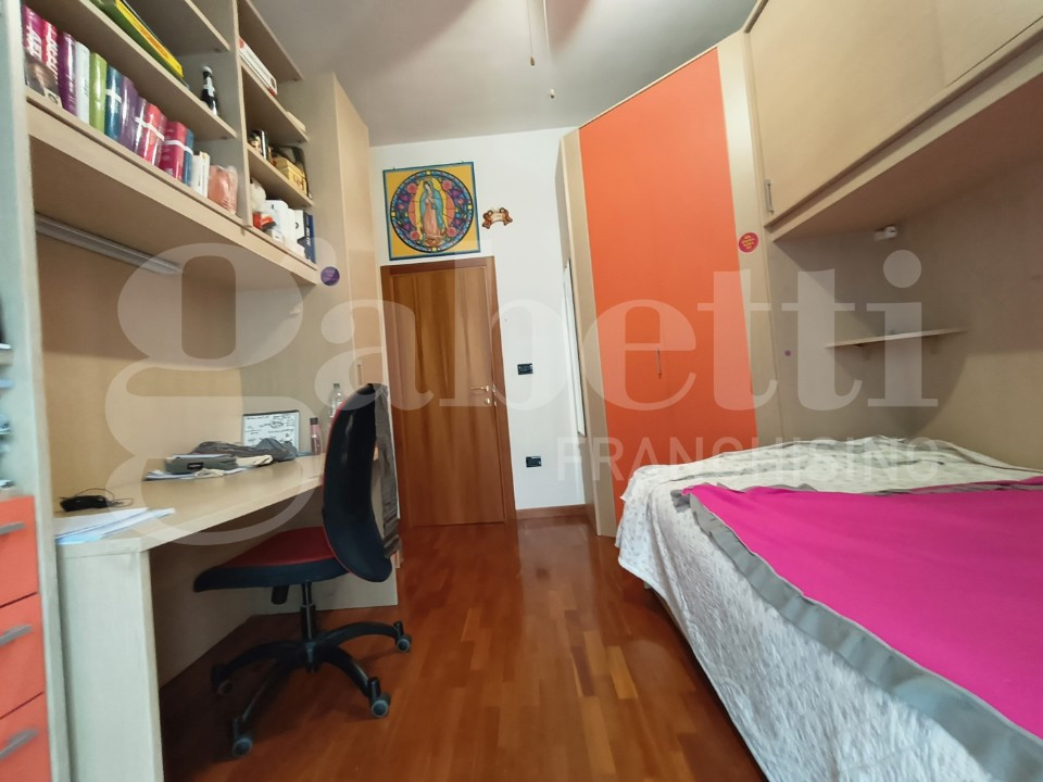 gallery gallery-image