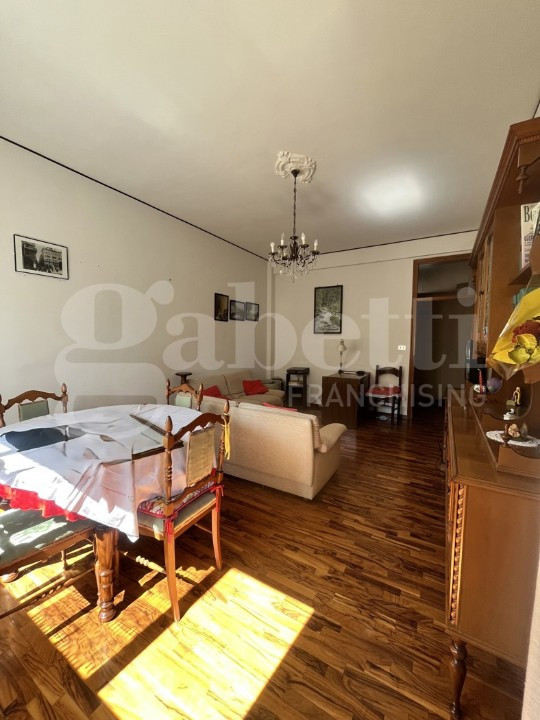 gallery gallery-image
