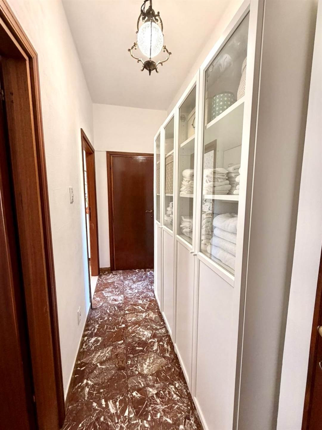 gallery gallery-image