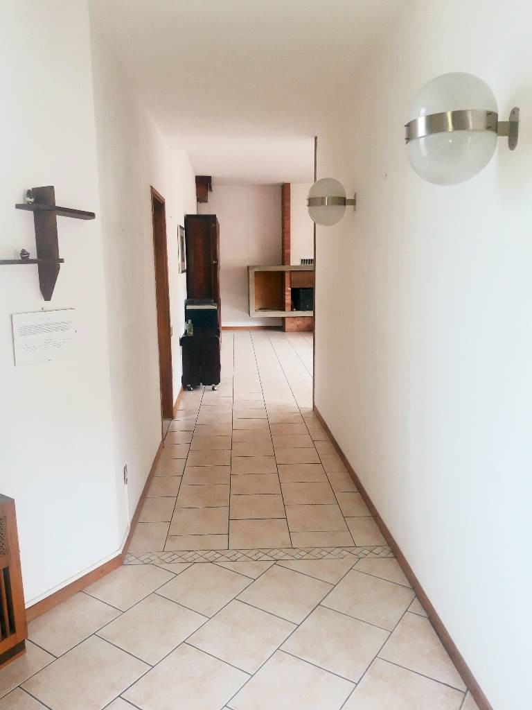 gallery gallery-image