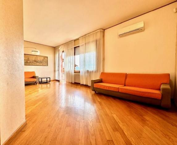 gallery gallery-image