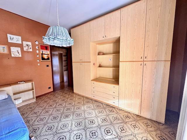 gallery gallery-image