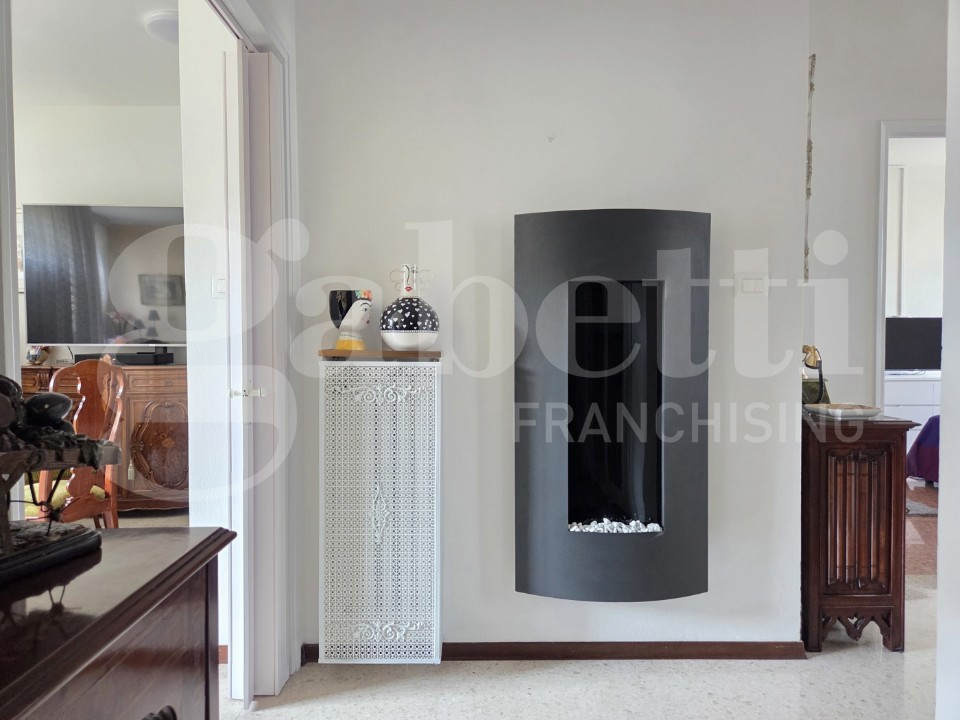 gallery gallery-image