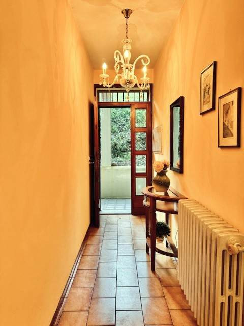gallery gallery-image