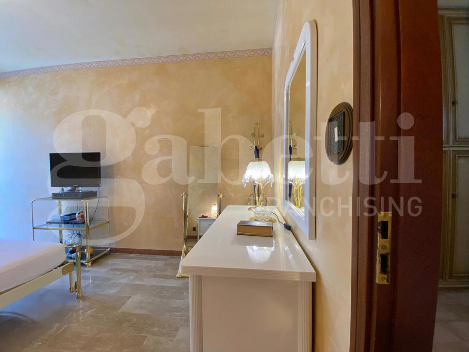 gallery gallery-image