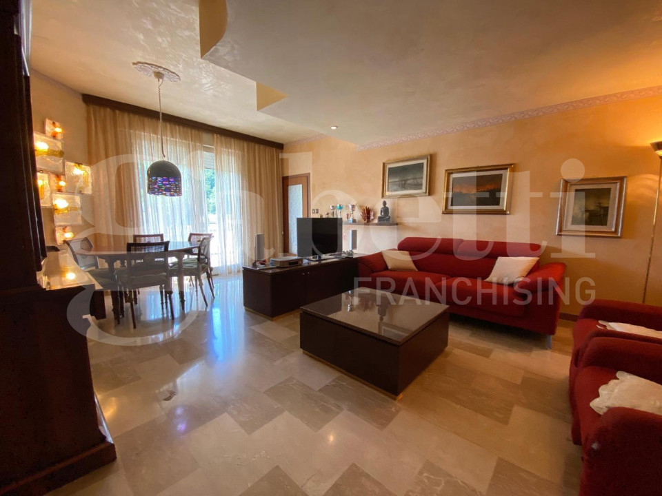 gallery gallery-image
