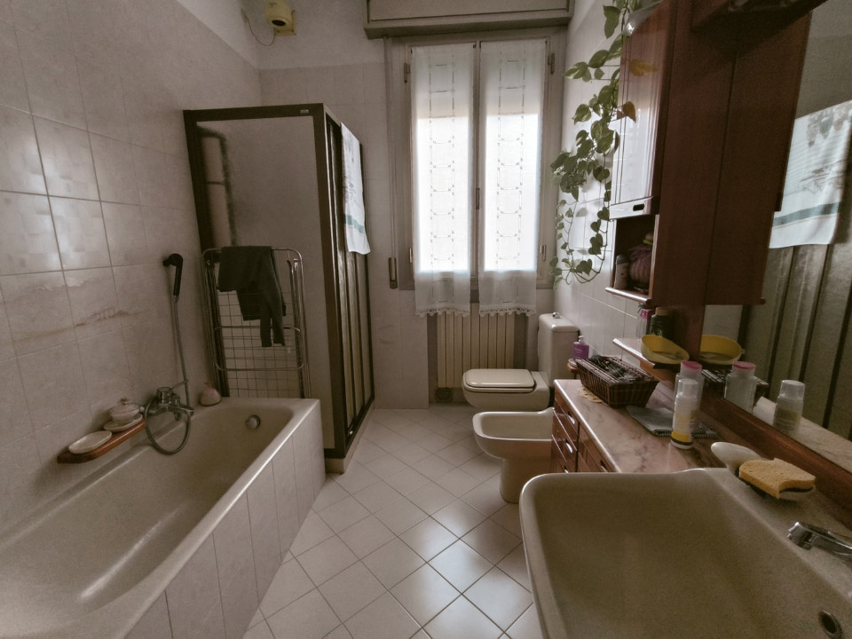 gallery gallery-image