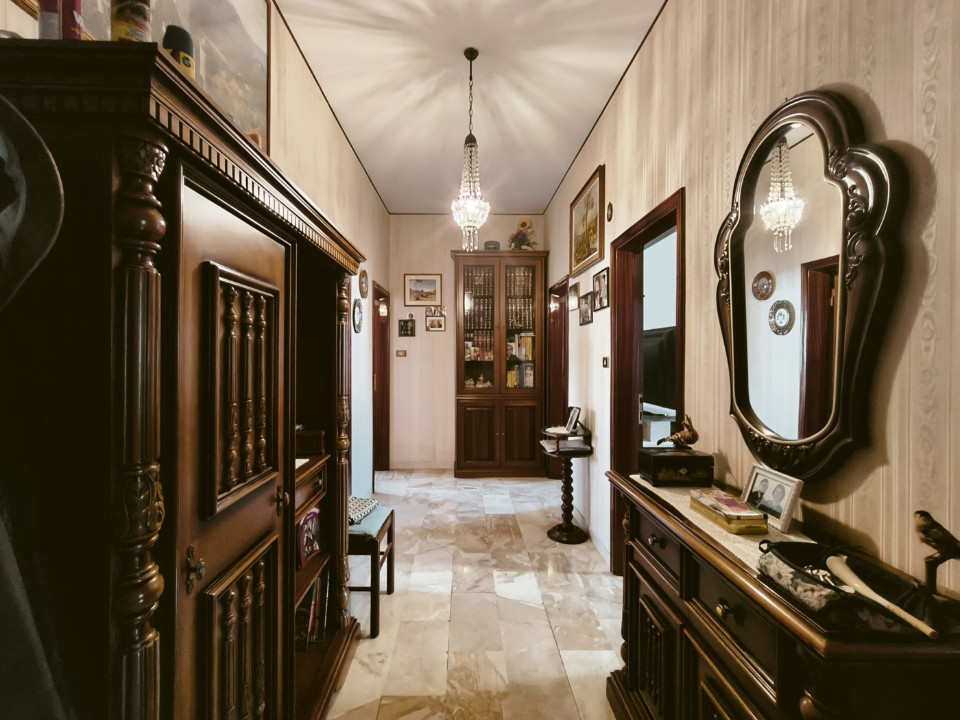 gallery gallery-image