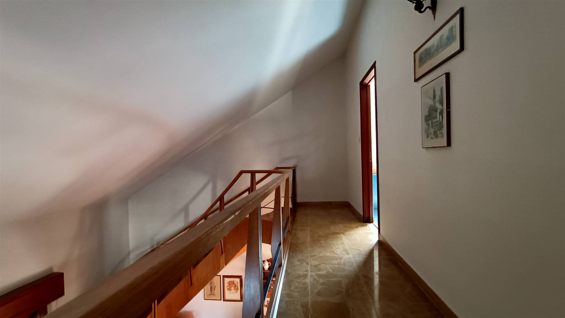 gallery gallery-image