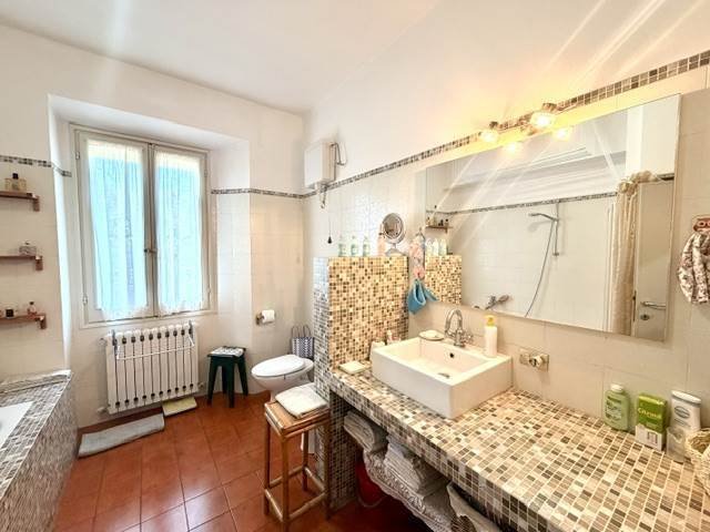 gallery gallery-image