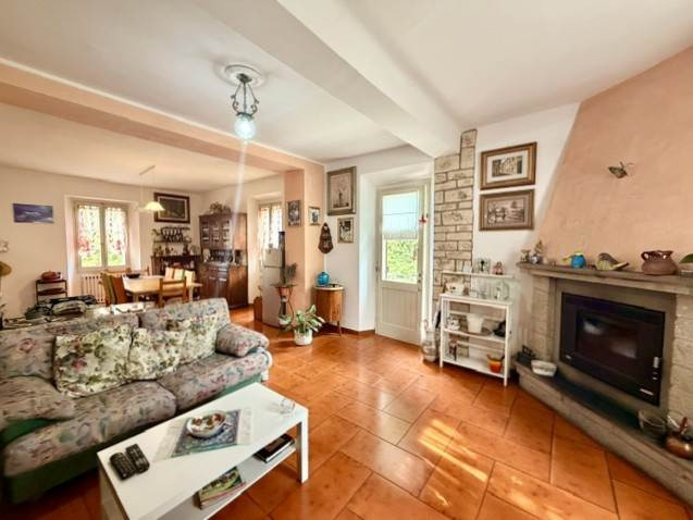 gallery gallery-image