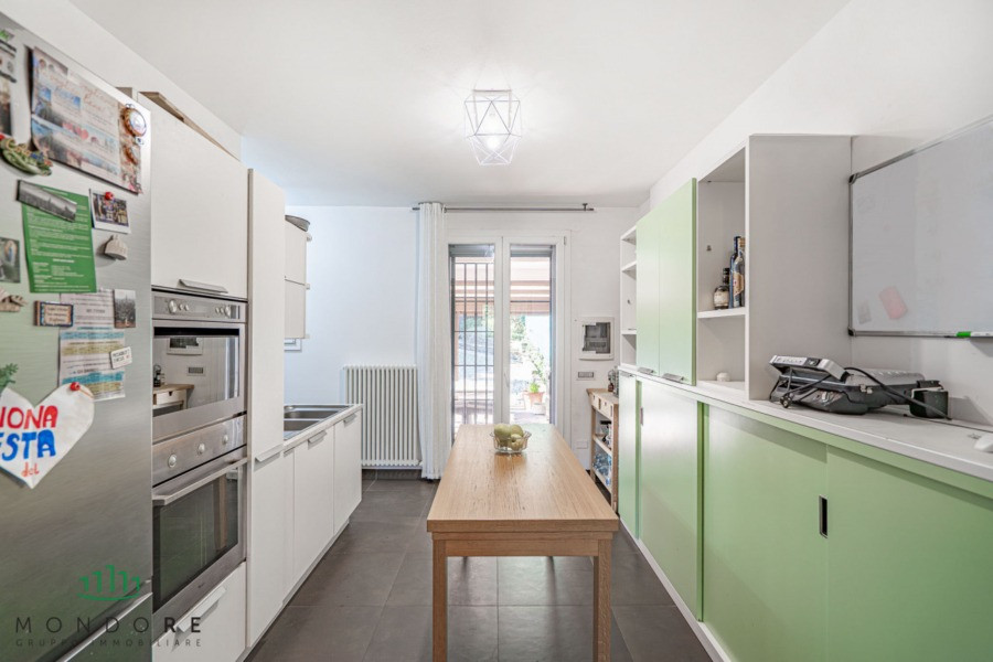 gallery gallery-image
