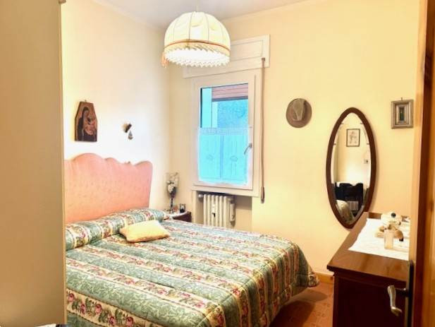 gallery gallery-image