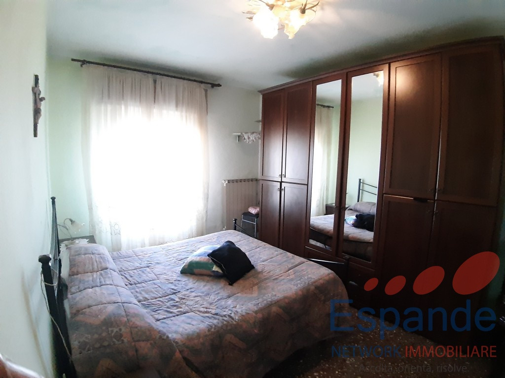 gallery gallery-image