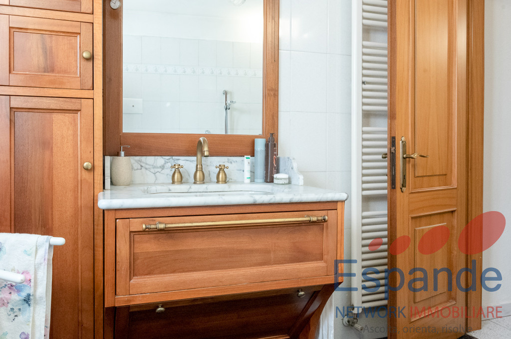 gallery gallery-image