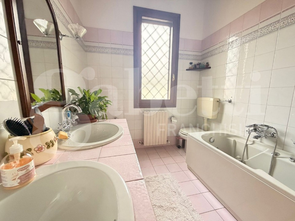 gallery gallery-image