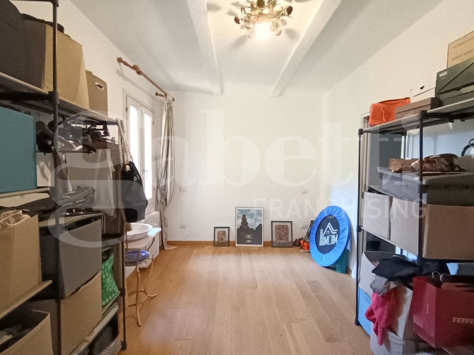 gallery gallery-image