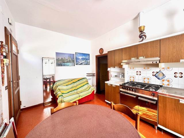 gallery gallery-image