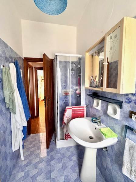 gallery gallery-image