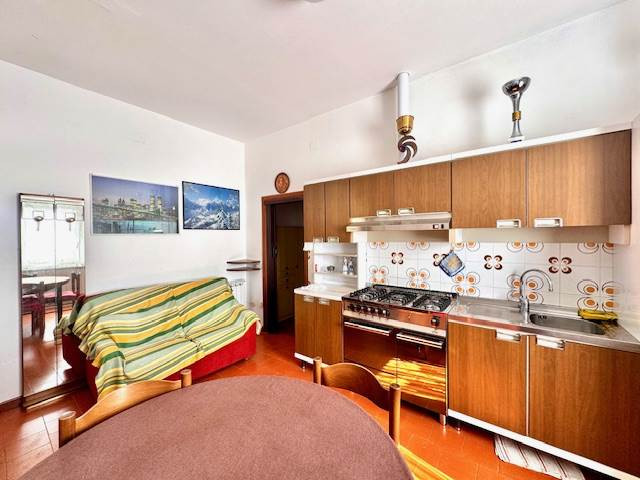 gallery gallery-image