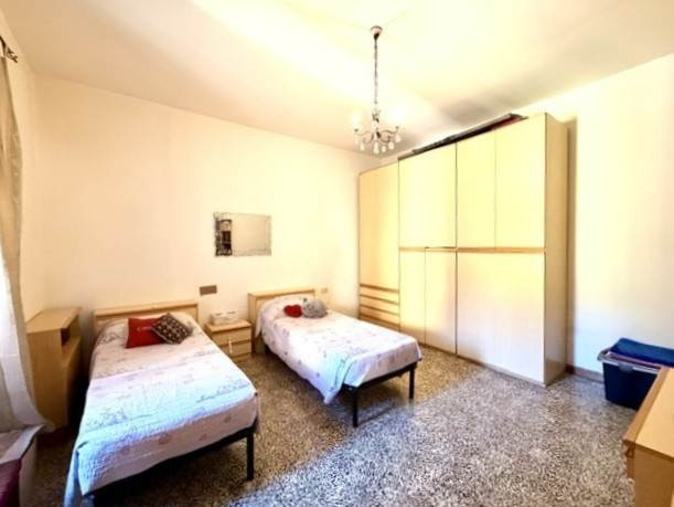 gallery gallery-image