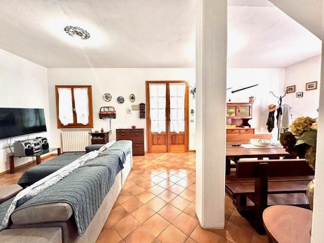gallery gallery-image