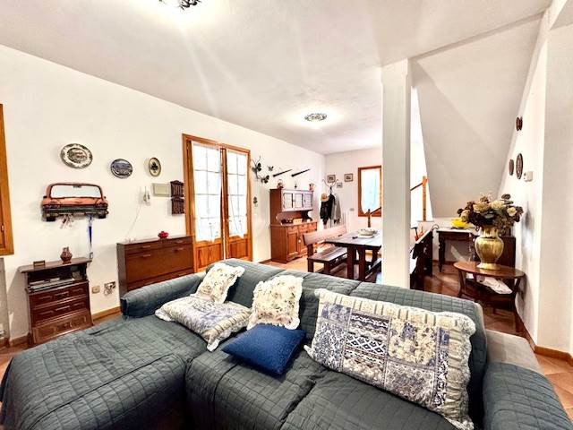 gallery gallery-image
