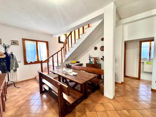 gallery gallery-image